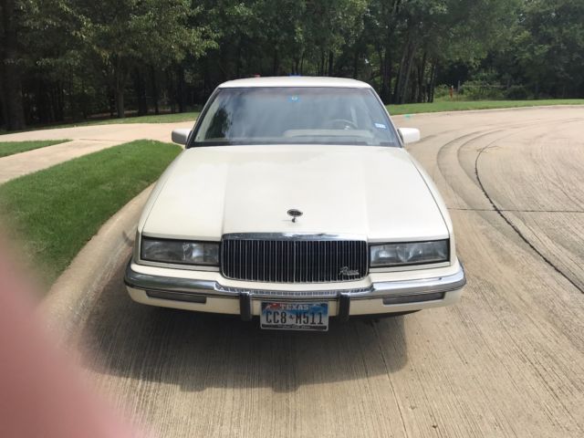 1990 Buick Riviera blue - photo 3
