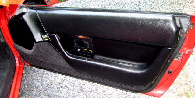 1990 Chevrolet Corvette Convertible - photo 10