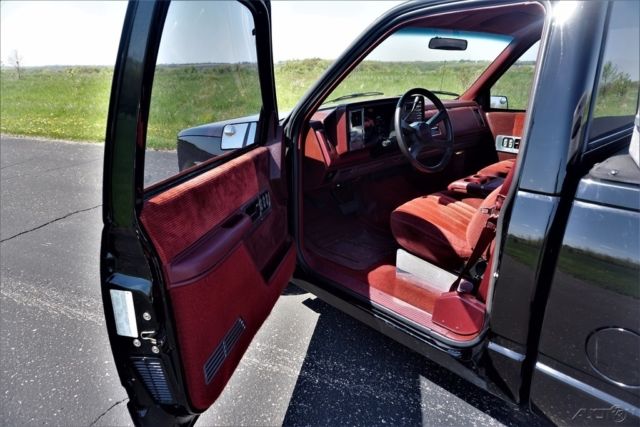 1990 Chevrolet C/K Pickup 1500 C1500 454SS - photo 8