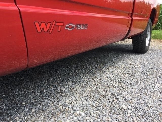 1990 Chevrolet C/K Pickup 1500 C1500 WT - photo 6