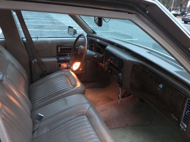 1990 Cadillac Brougham - photo 5
