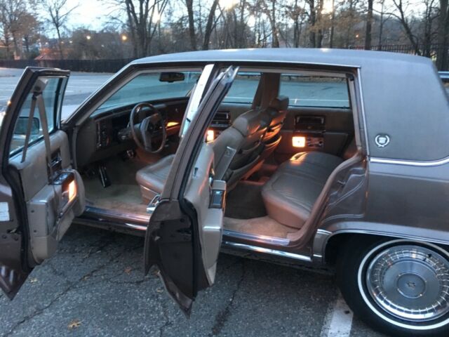 1990 Cadillac Brougham - photo 9