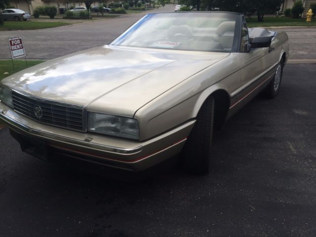 1990 Cadillac Allante - photo 2