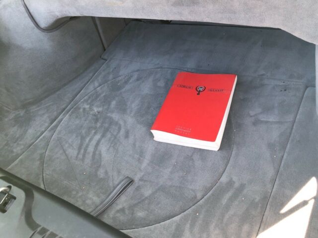 1990 Cadillac Allante Pinafernia - photo 11