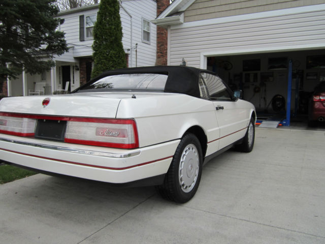 1990 Cadillac Allante - photo 2