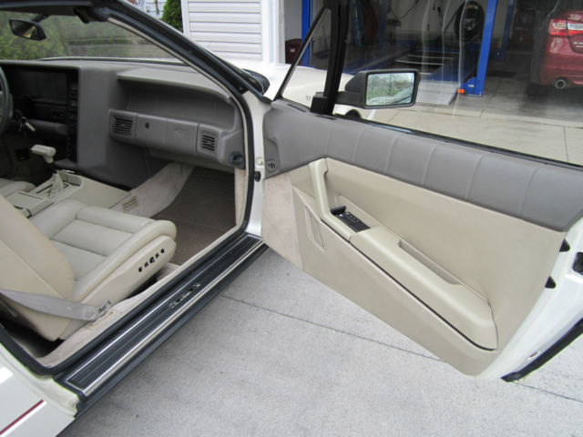 1990 Cadillac Allante - photo 7