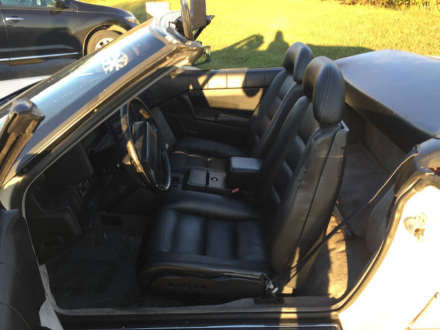 1990 Cadillac Allante Base Convertible 2-Door - photo 12