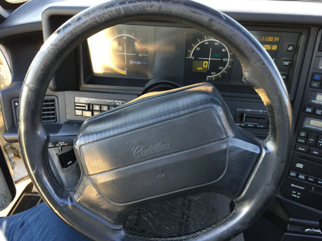 1990 Cadillac Allante Base Convertible 2-Door - photo 9