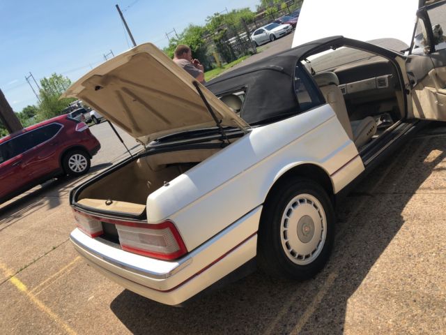 1990 Cadillac Allante - photo 3