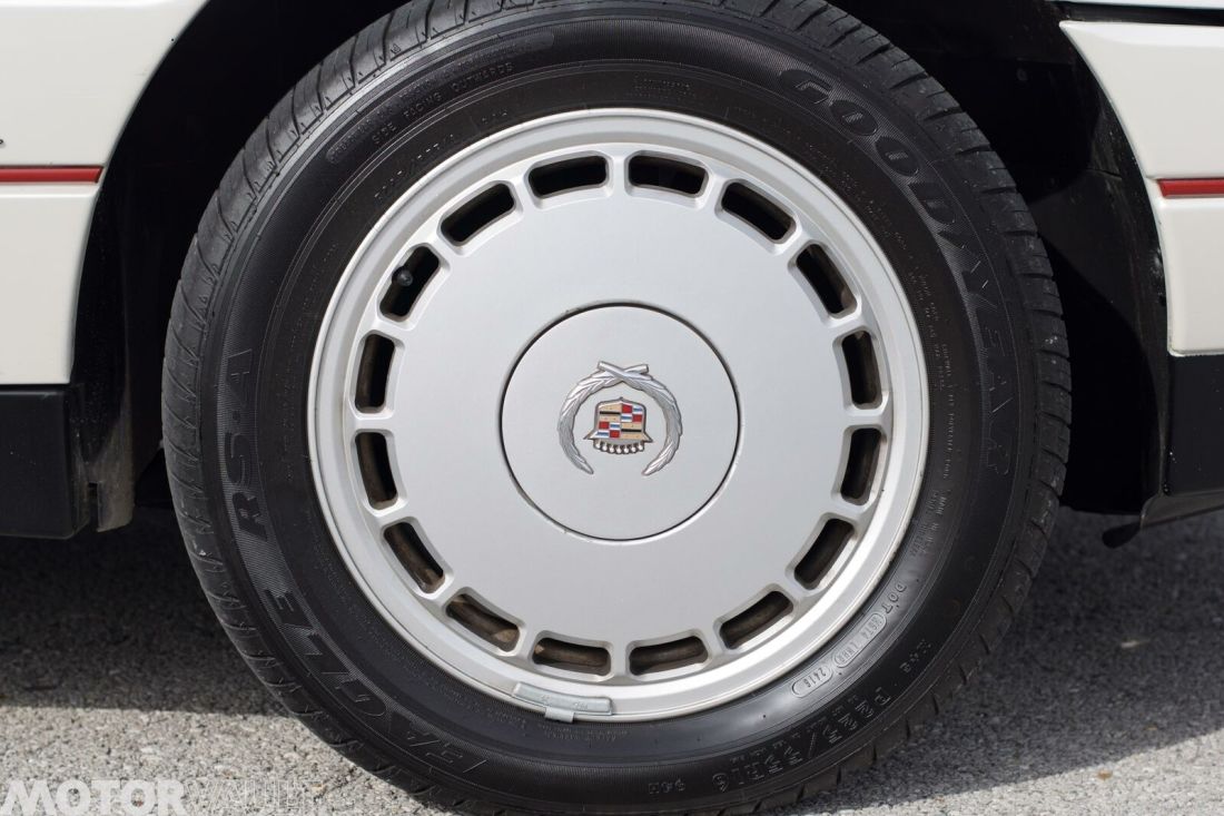 1990 Cadillac Allante - photo 10