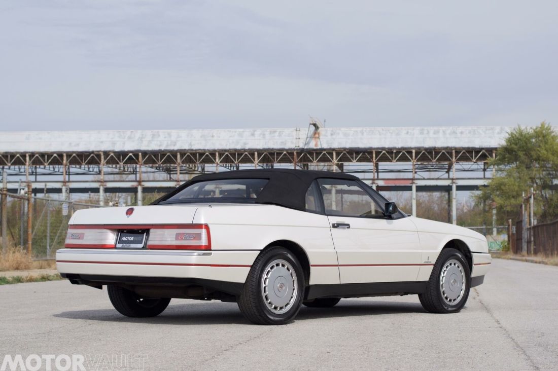 1990 Cadillac Allante - photo 4