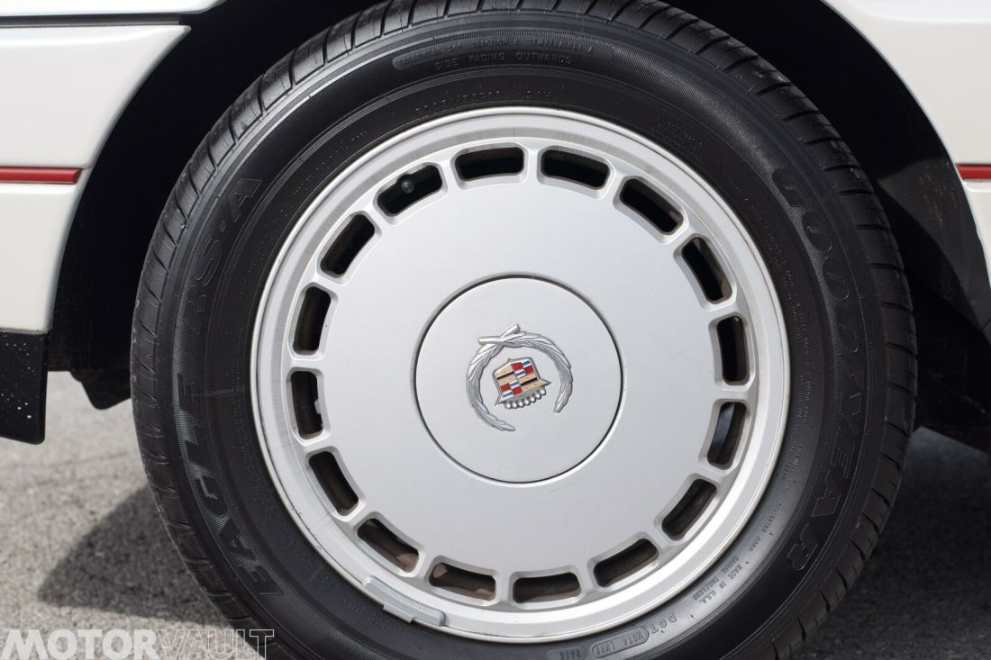 1990 Cadillac Allante - photo 9