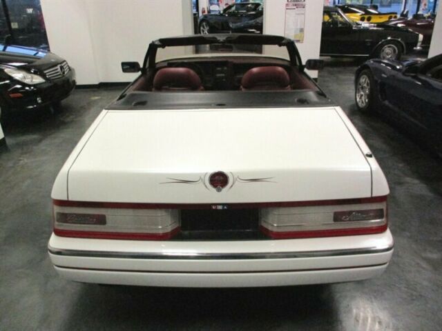 1990 Cadillac Allante - photo 10