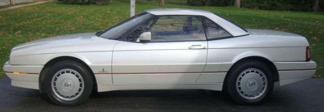 1990 Cadillac Allante Hard Top Convertible - photo 2