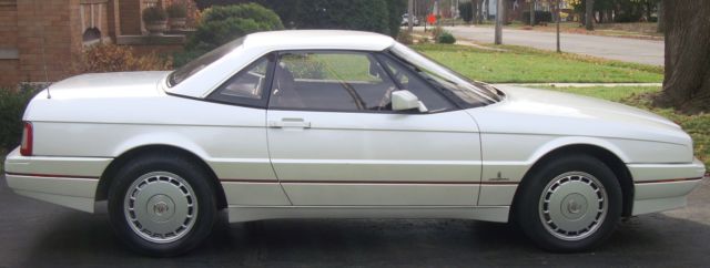 1990 Cadillac Allante Hard Top Convertible - photo 4