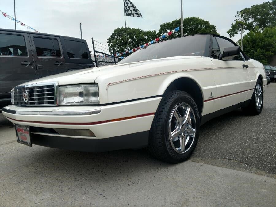 1990 Cadillac Allante'' 2dr Coupe Convertible - photo 3