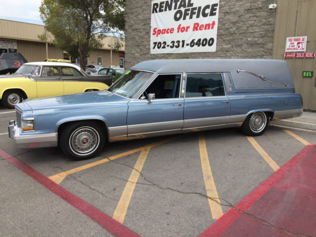 1990 CADILLAC Broham d' Elegance Federal Hearse 38K Miles Stereo Pin-Stripping 1990 Cadillac HEARSE HEARSE