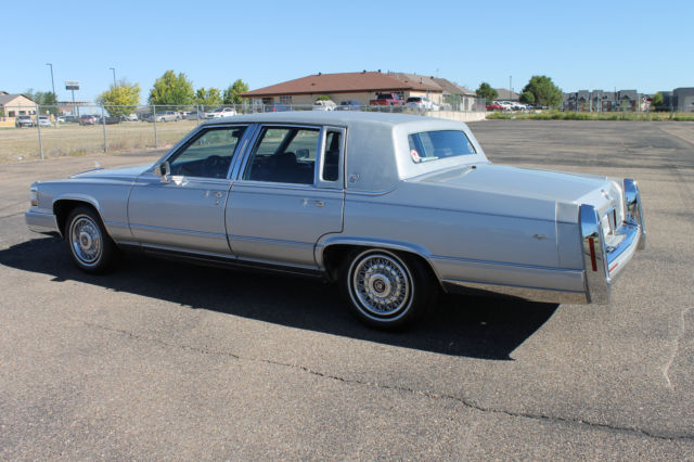 1990 Cadillac Brougham Standard - photo 3