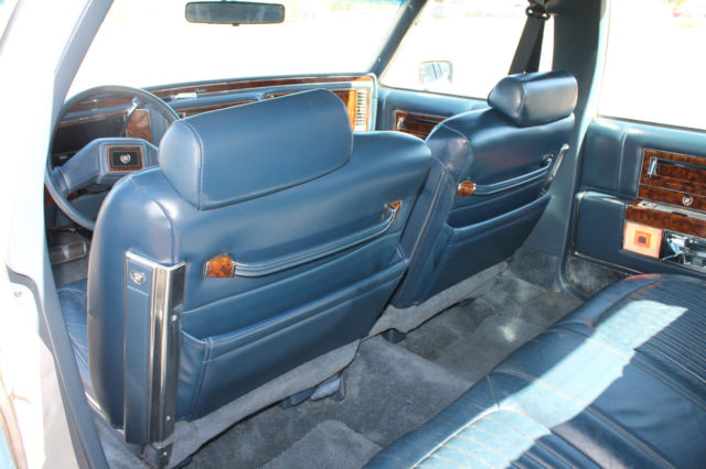 1990 Cadillac Brougham Standard - photo 8