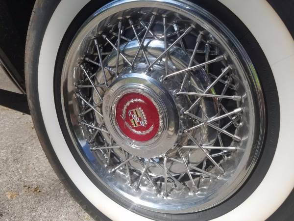 1990 Cadillac Brougham - photo 9