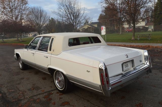1990 Cadillac Brougham Brougham - photo 11