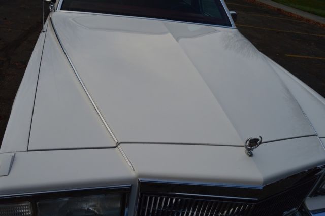 1990 Cadillac Brougham Brougham - photo 2