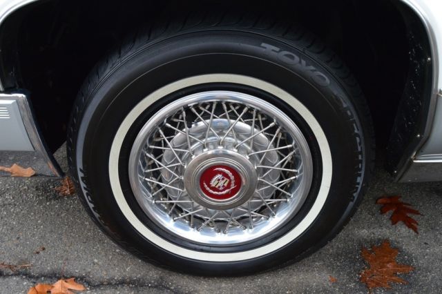 1990 Cadillac Brougham Brougham - photo 9
