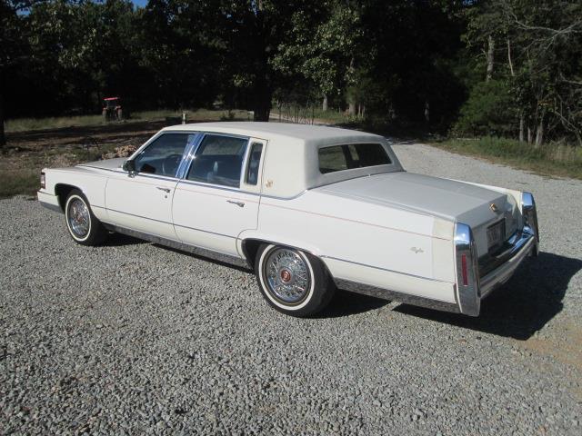 1990 Cadillac Brougham -- - photo 3