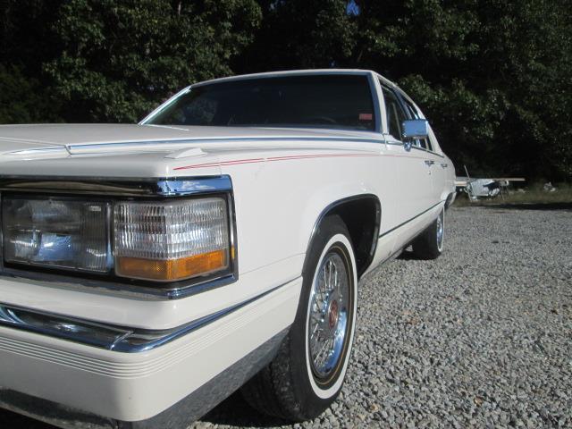 1990 Cadillac Brougham -- - photo 5