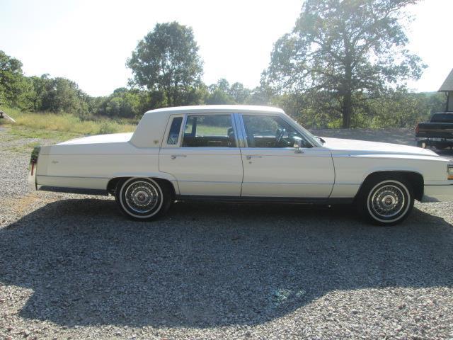 1990 Cadillac Brougham -- - photo 8