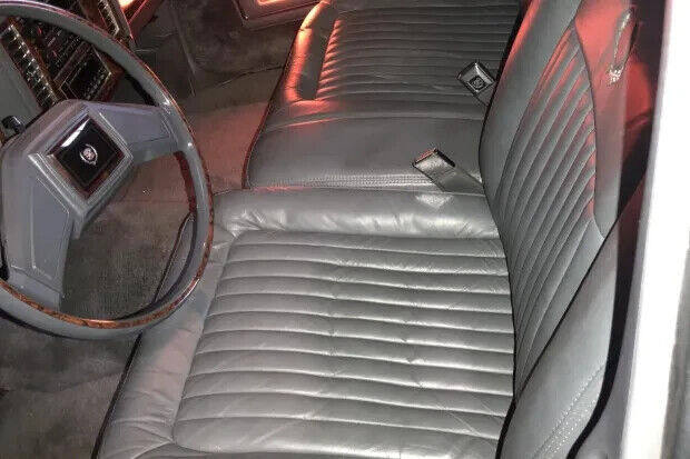 1990 Cadillac Brougham - photo 7