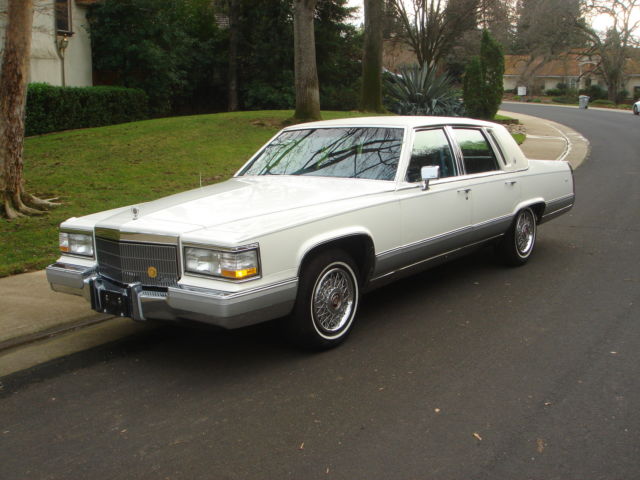 1990 Cadillac Brougham 5.7L beautiful car!!! and has only 64,375 original miles 1990 Cadillac Brougham