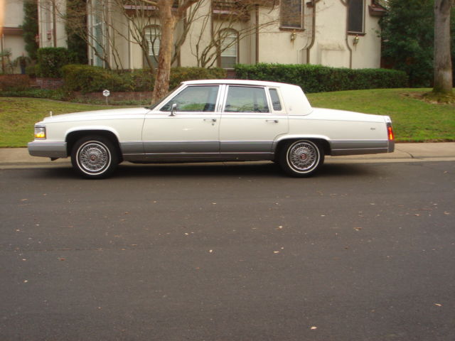 1990 Cadillac Brougham - photo 3