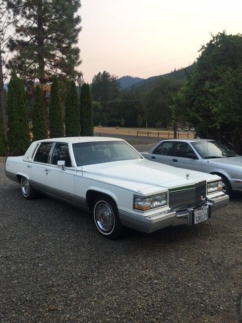 1990 Cadillac Brougham - photo 3