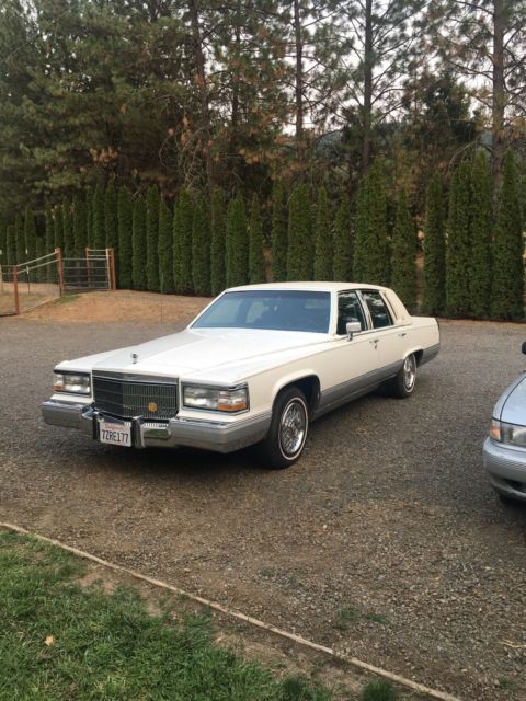 1990 Cadillac Brougham - photo 9
