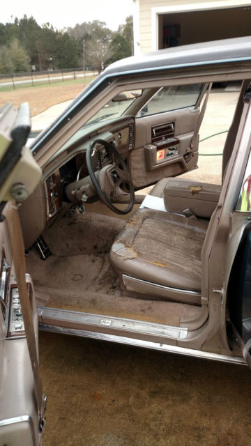 1990 Cadillac Brougham - photo 12