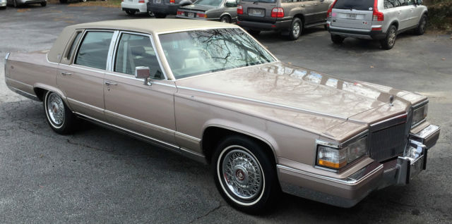 1990 Cadillac Brougham Base Sedan 4-Door 5.7L 1990 Cadillac Brougham