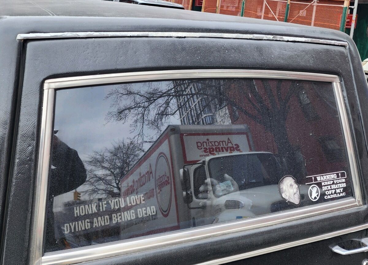 1990 Cadillac Brougham HEARSE - photo 7