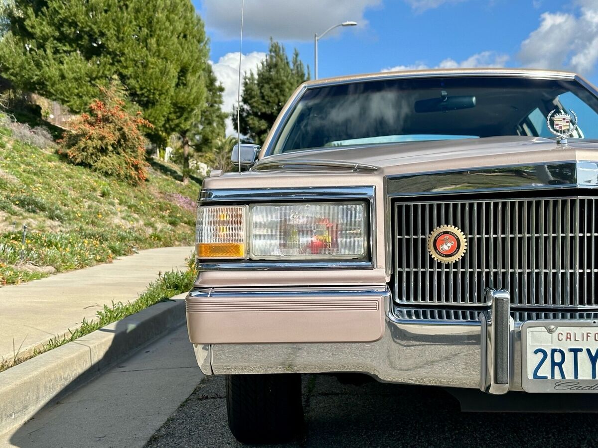 1990 Cadillac Brougham - photo 9