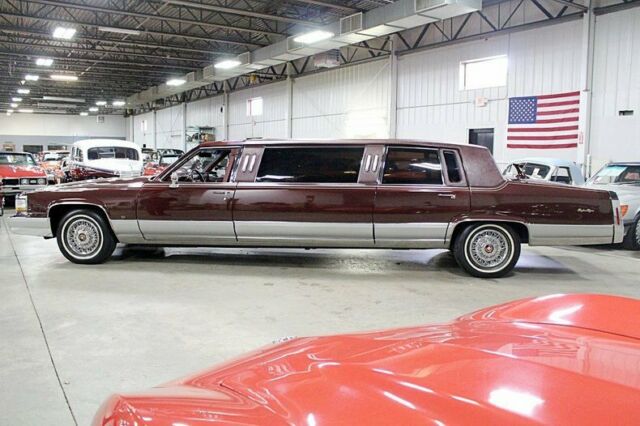 1990 Cadillac Brougham D' elegance - photo 2