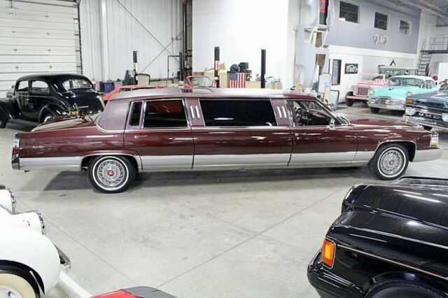 1990 Cadillac Brougham D' elegance - photo 7