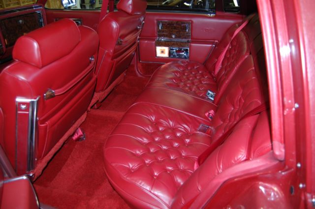 1990 Cadillac Brougham D'Elegance - photo 12