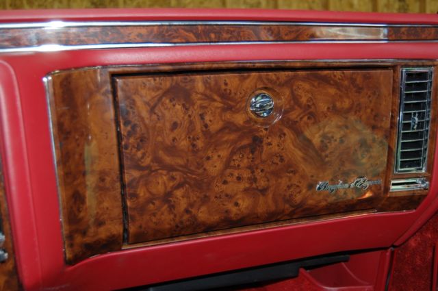 1990 Cadillac Brougham D'Elegance - photo 9