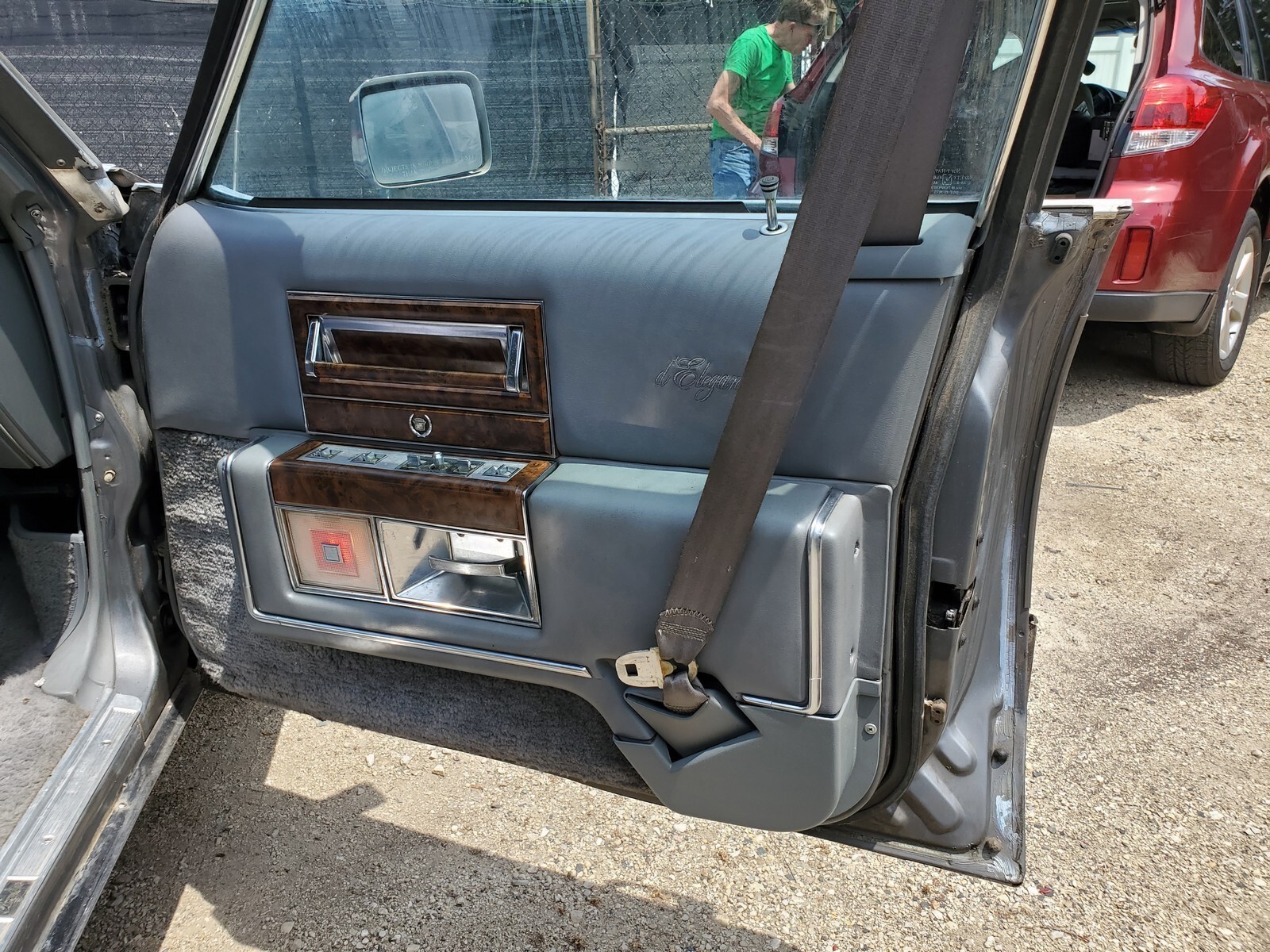 1990 Cadillac Brougham - photo 12