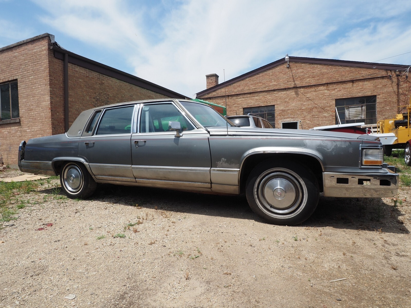 1990 Cadillac Brougham - photo 3