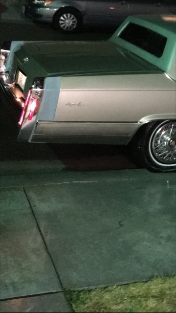 1990 Cadillac Brougham - photo 4