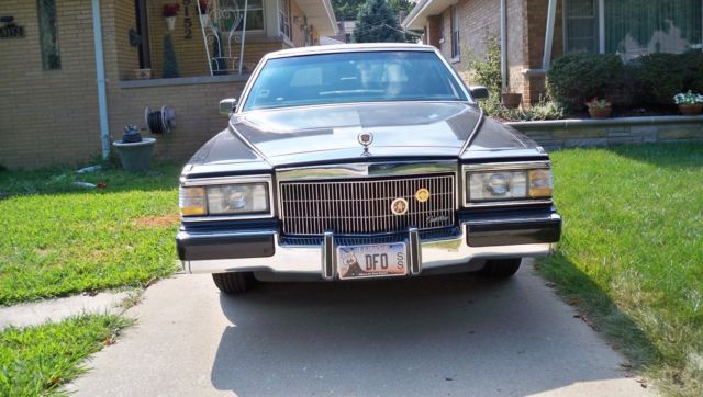 1990 Cadillac Brougham