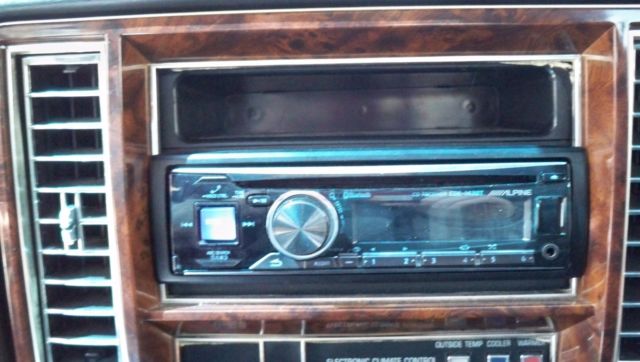 1990 Cadillac Brougham - photo 12