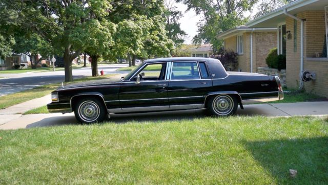 1990 Cadillac Brougham - photo 2
