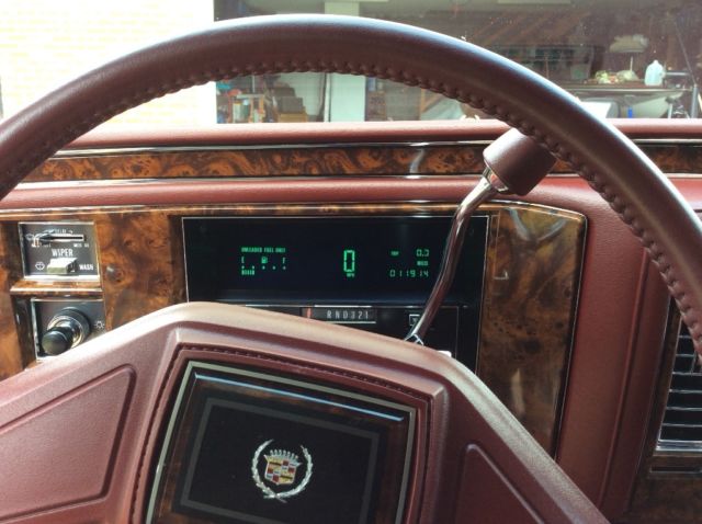 1990 Cadillac Brougham 4 Door Sedan - photo 12